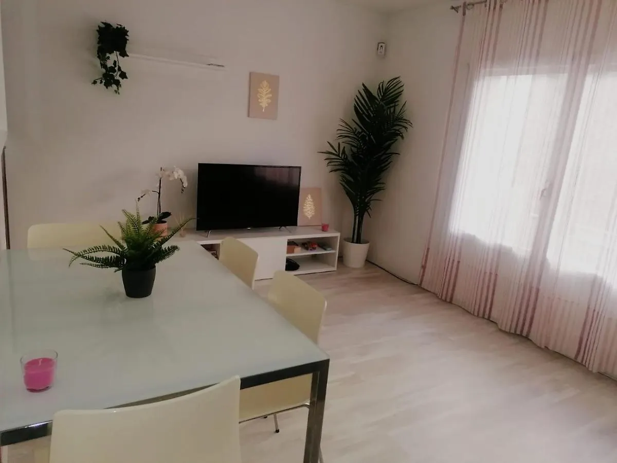 Port Palamos Beach location
