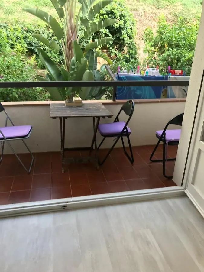 Port Palamos Beach Apartment